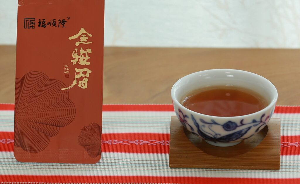 古董茶館 「四季」 | 三豊茶業